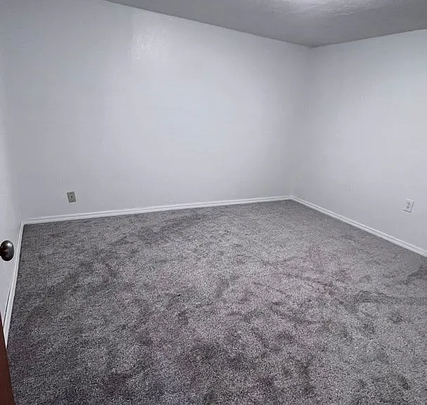 6111 N Standard St — Photo 13