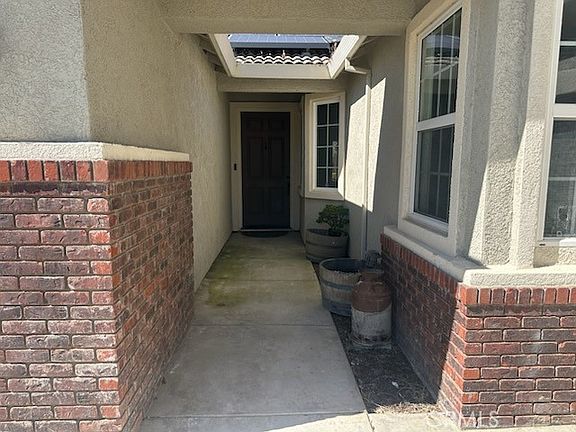 5th image of 423 Pisa St