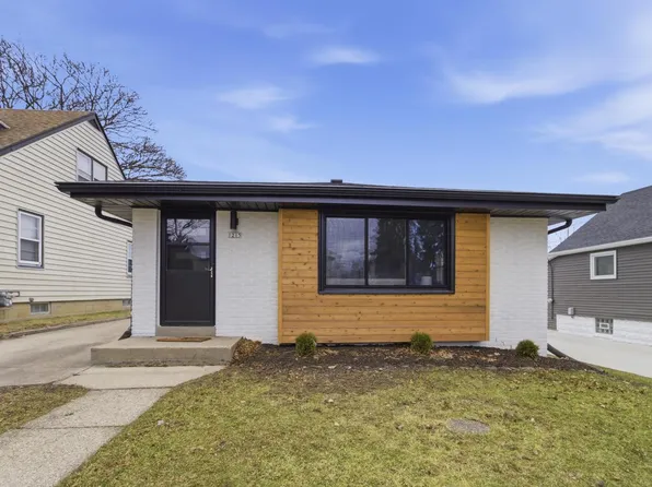 1215 South 91st STREET, West Allis, WI 53214