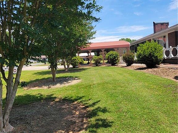 5th image of 250 Hilltop Acres St