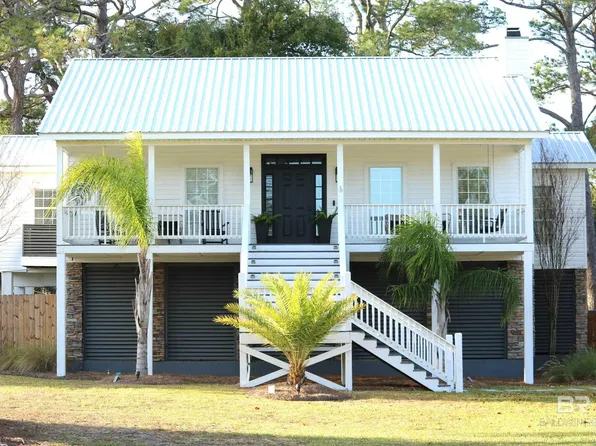 410 Magnolia Dr, Gulf Shores, AL 36542