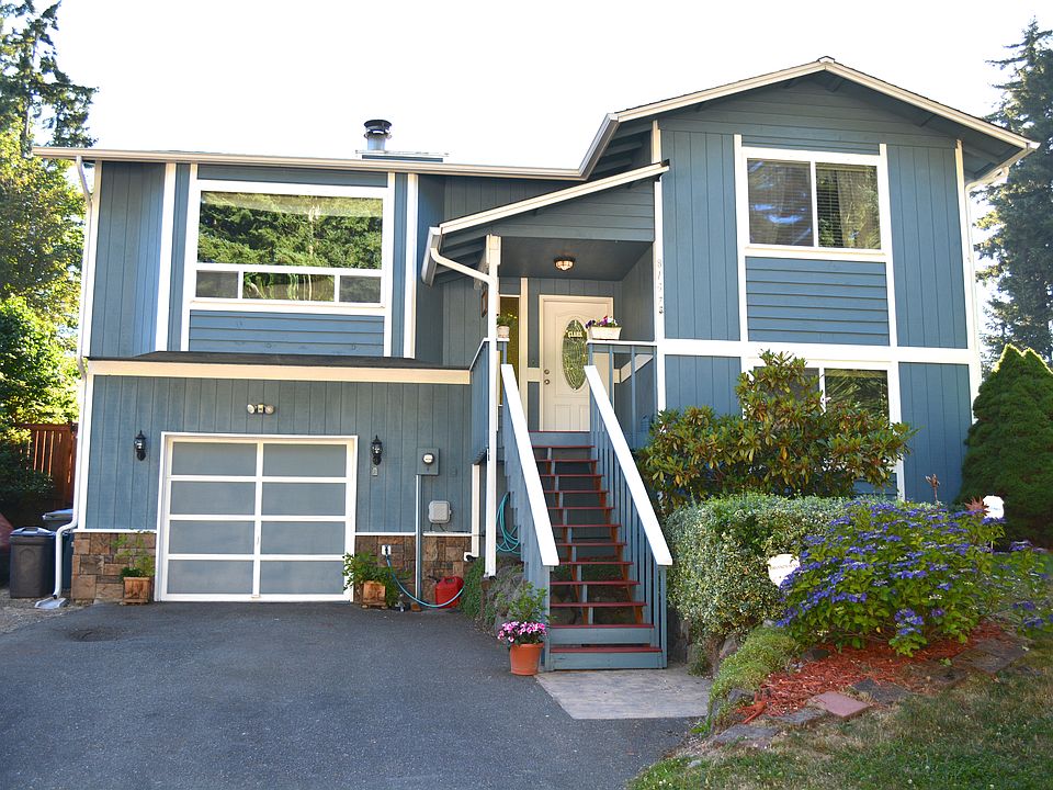 1st image of 8107 181st Ave E