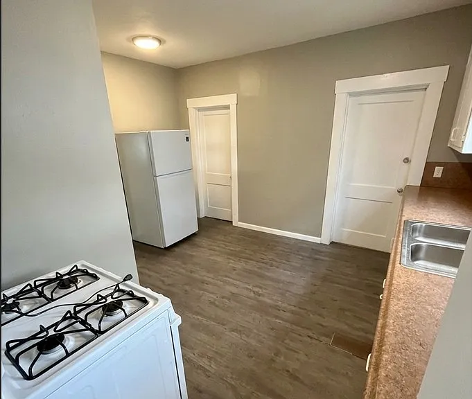 2530 Pierce St — Photo 3