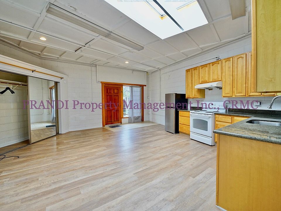 1st image of 10 Park St #1