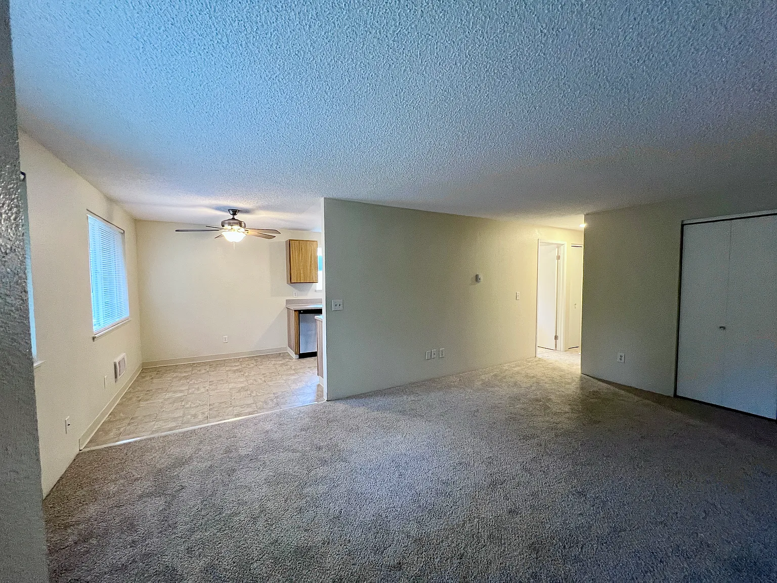 1970 Sidney Ave — Photo 3