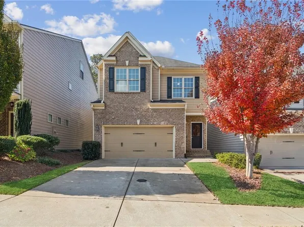 139 Village Trl, Woodstock, GA 30188