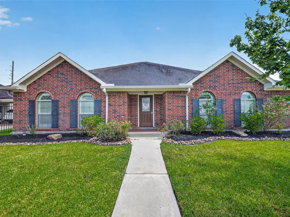6710 Travis St, Manvel, TX 77578