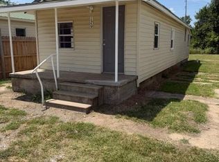 120 E Choctaw Ave, Holdenville, OK 74848