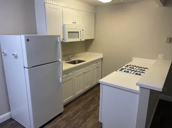 1411 T St APT 6, Sacramento, CA 95811
