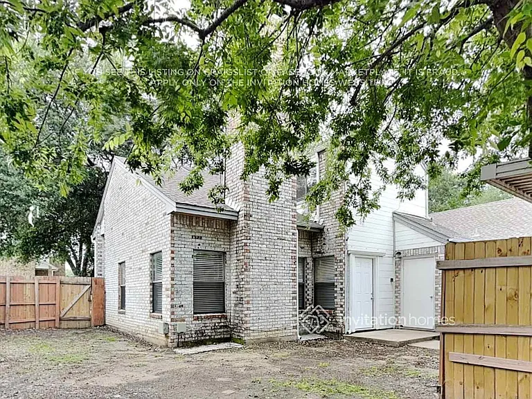 2036 Pheasant Dr — Photo 16