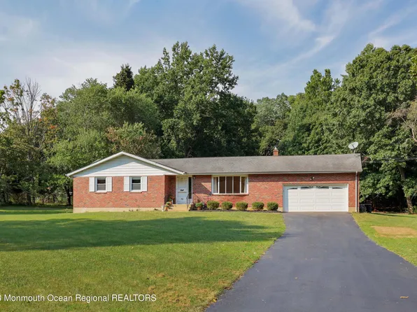79 Stillwell Road, Holmdel, NJ 07733