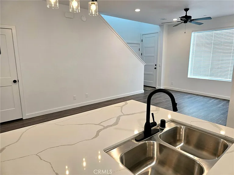 5967 Bagley Ave #4-29 — Photo 4