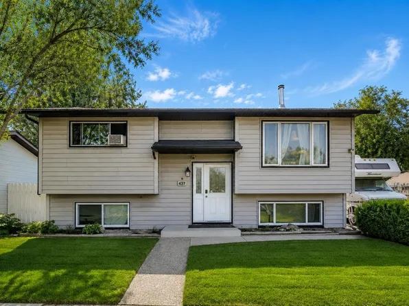 437 E McKinnon Dr, Wheatland County, AB T0J 0M0