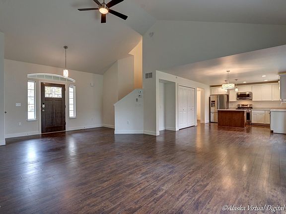 4th image of 683 N Ray Floyds Pl