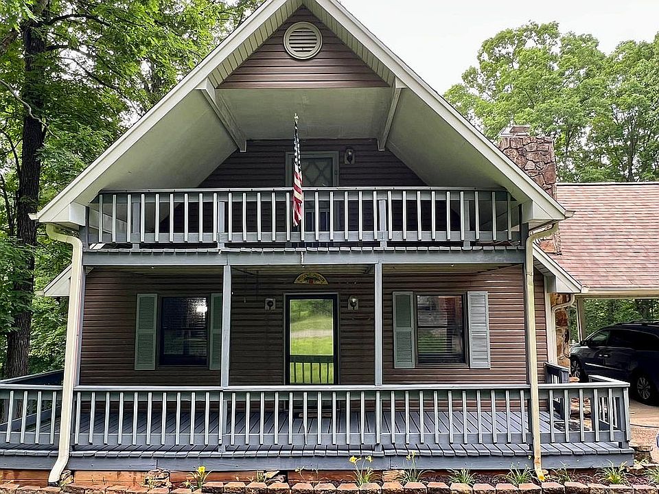 Double front porch 