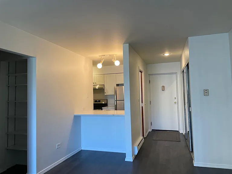 1950 Cherry Ln #114 — Photo 7