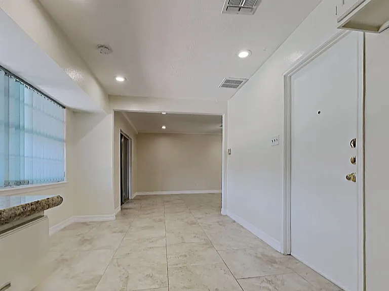 10506 Kirkdale Dr — Photo 11