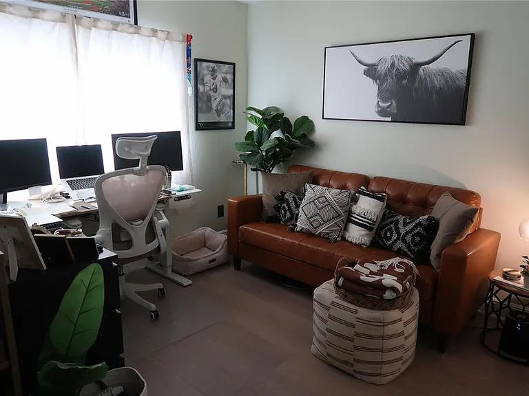 5945 Venetian Blvd NE — Photo 24