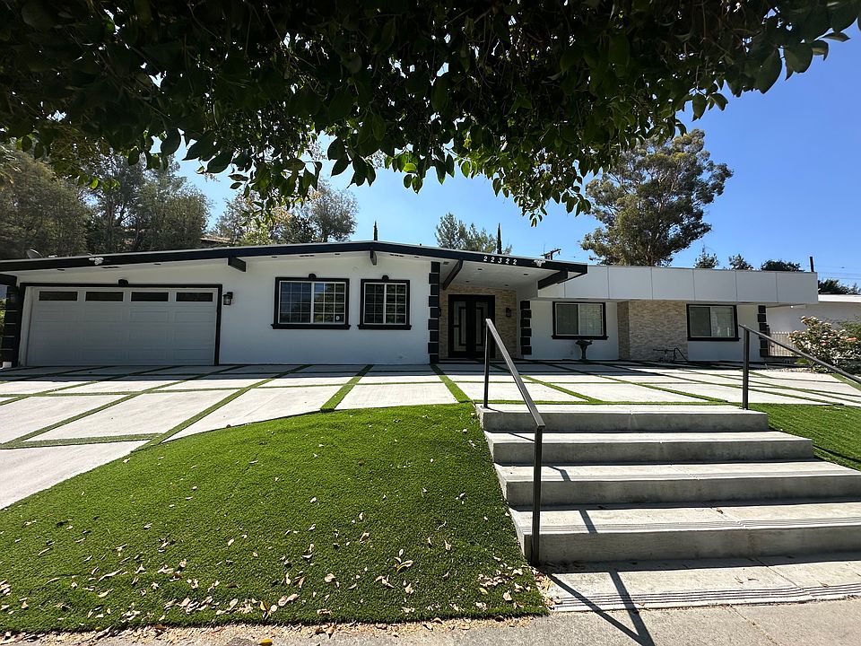 1st image of 22322 Tiara St