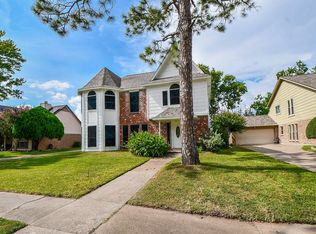 14706 W Bend Dr, Houston, TX 77082