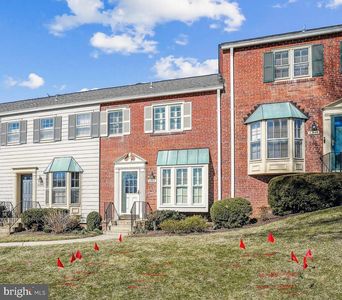 4871 Chevy Chase Dr #161, Chevy Chase, MD, 20815