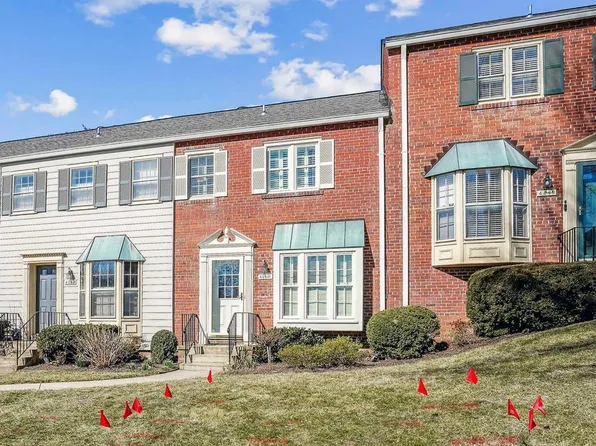 4871 Chevy Chase Dr #161, Chevy Chase, MD 20815