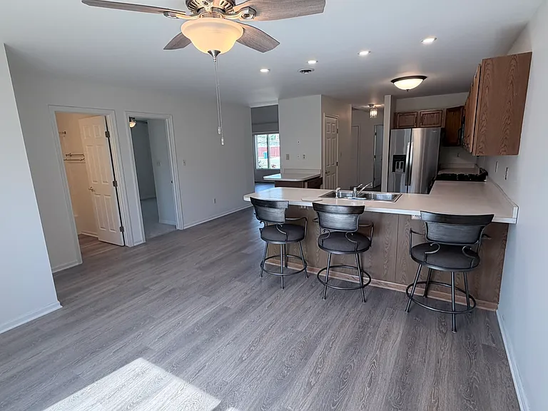 1109 Cambridge Ln — Photo 10