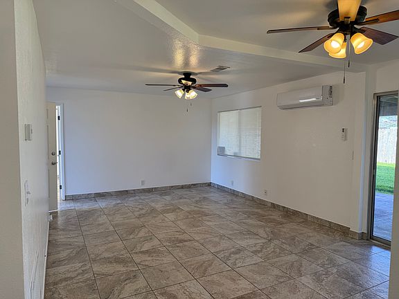 5th image of 706 Spyglass Dr