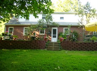 750 Hallowell Dr, Huntingdon Valley, PA