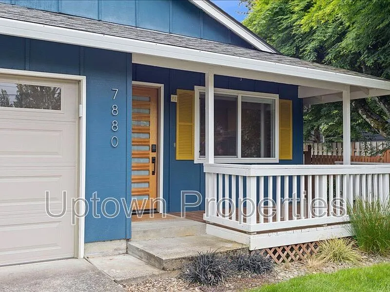 Building Photo - 7880 SW 69th Ave