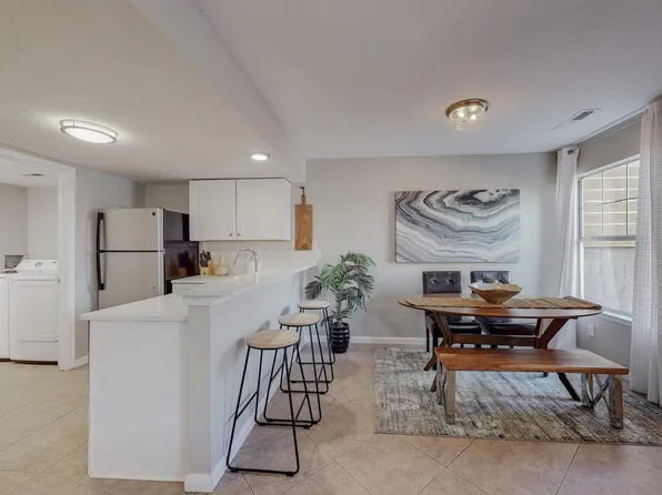 1914 Amor Dr NW, Albuquerque, NM 87120