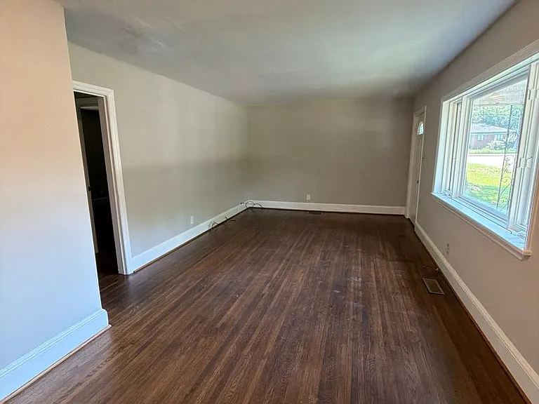 1441 Goodwin Ave — Photo 3