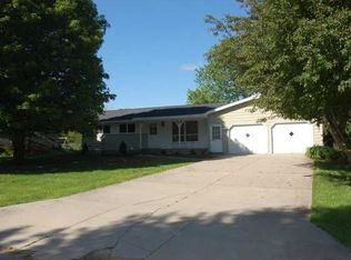 5889 Hilltop Dr, Middleville, MI 49333
