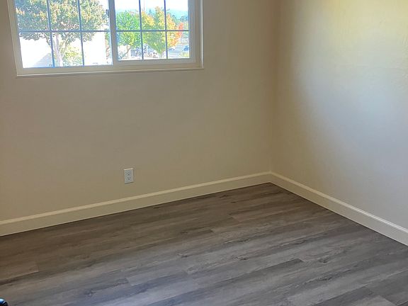 4th image of 1600 Trower Ave