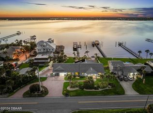 2832 S Peninsula Dr, Daytona Beach, FL 32118