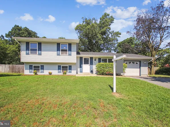 7814 Metacomet Rd, Hanover, MD 21076