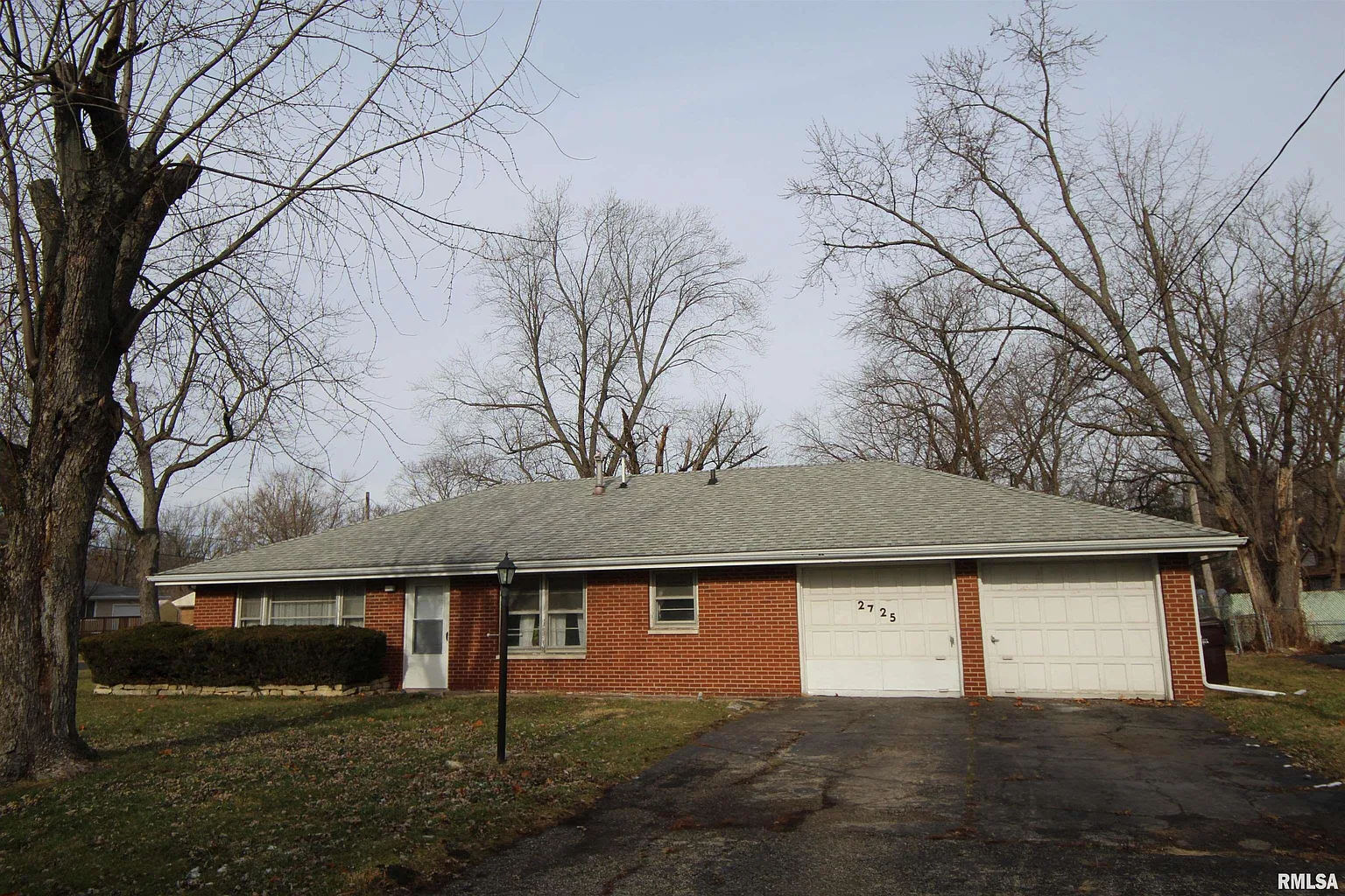 2725 W Kansas St photo 1