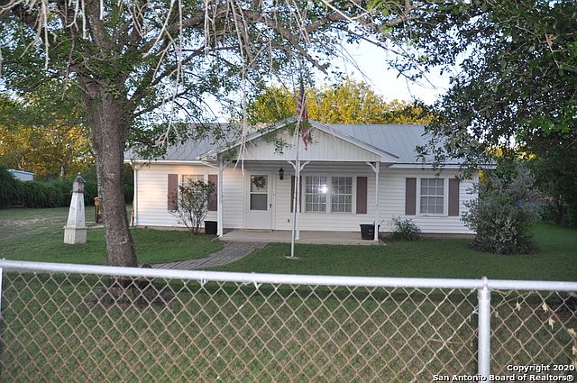 1st image of 604 N Windy Knoll Dr