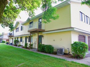 2526 Brookdale Ln, Minneapolis, MN 55444