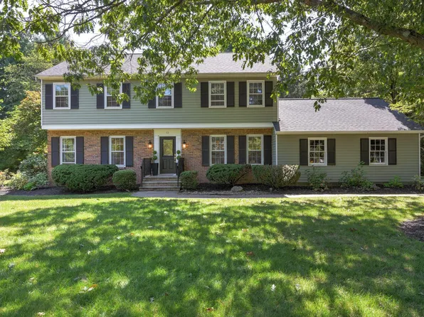 13 Fairway Dr, Princeton Junction, NJ 08550