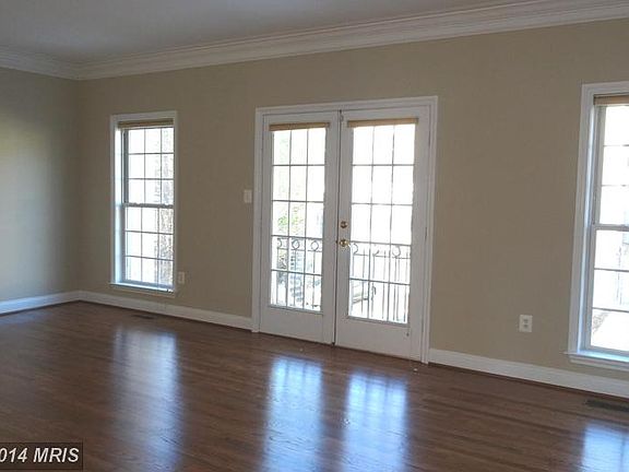 5th image of 6402 Vista Creek Ln