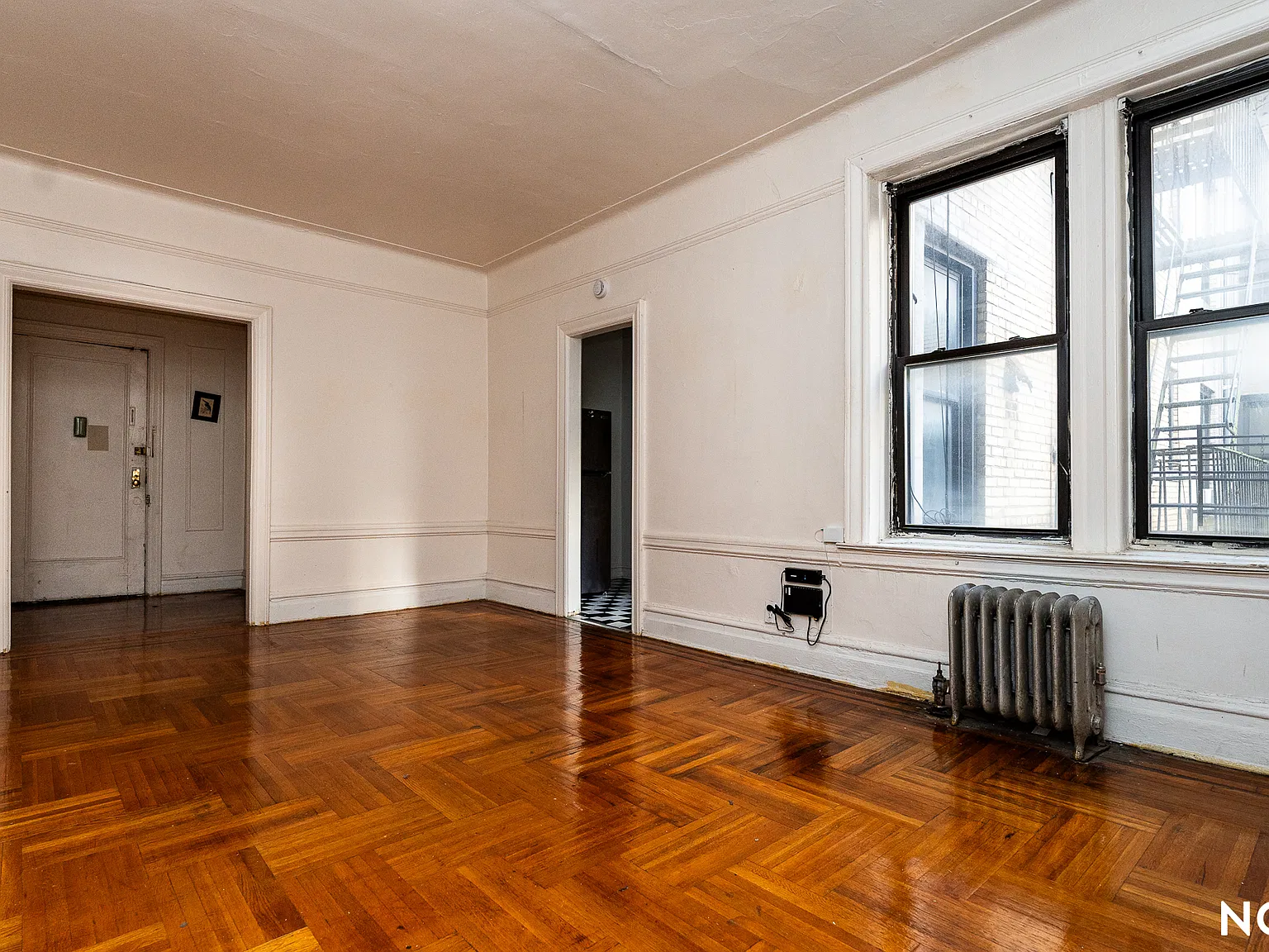 11 Maple Street — Photo 3