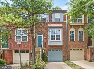 13138 Kidwell Field Rd, Herndon, VA 20171