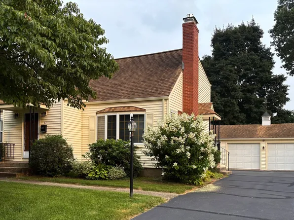 51 Wood Drive, East Hartford, CT 06108