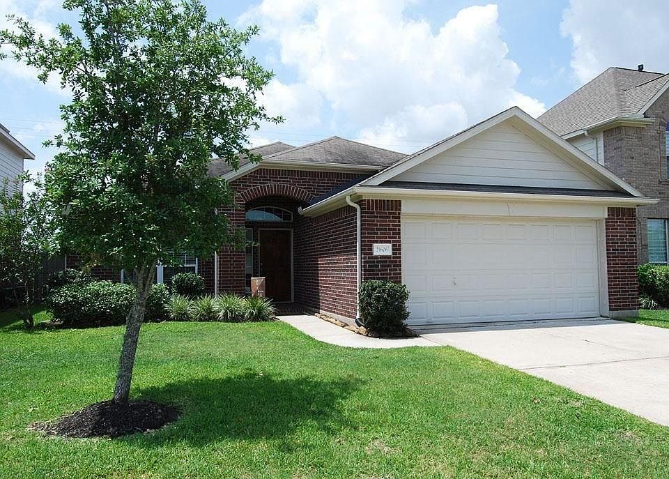 1st image of 21606 Rose Mill Dr