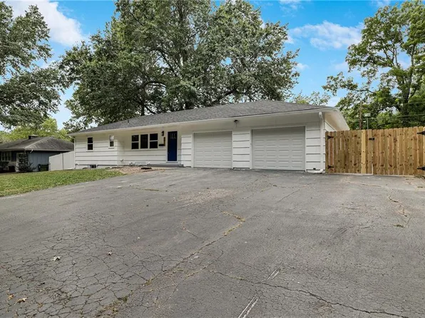 6410 Harvard Ave, Raytown, MO 64133