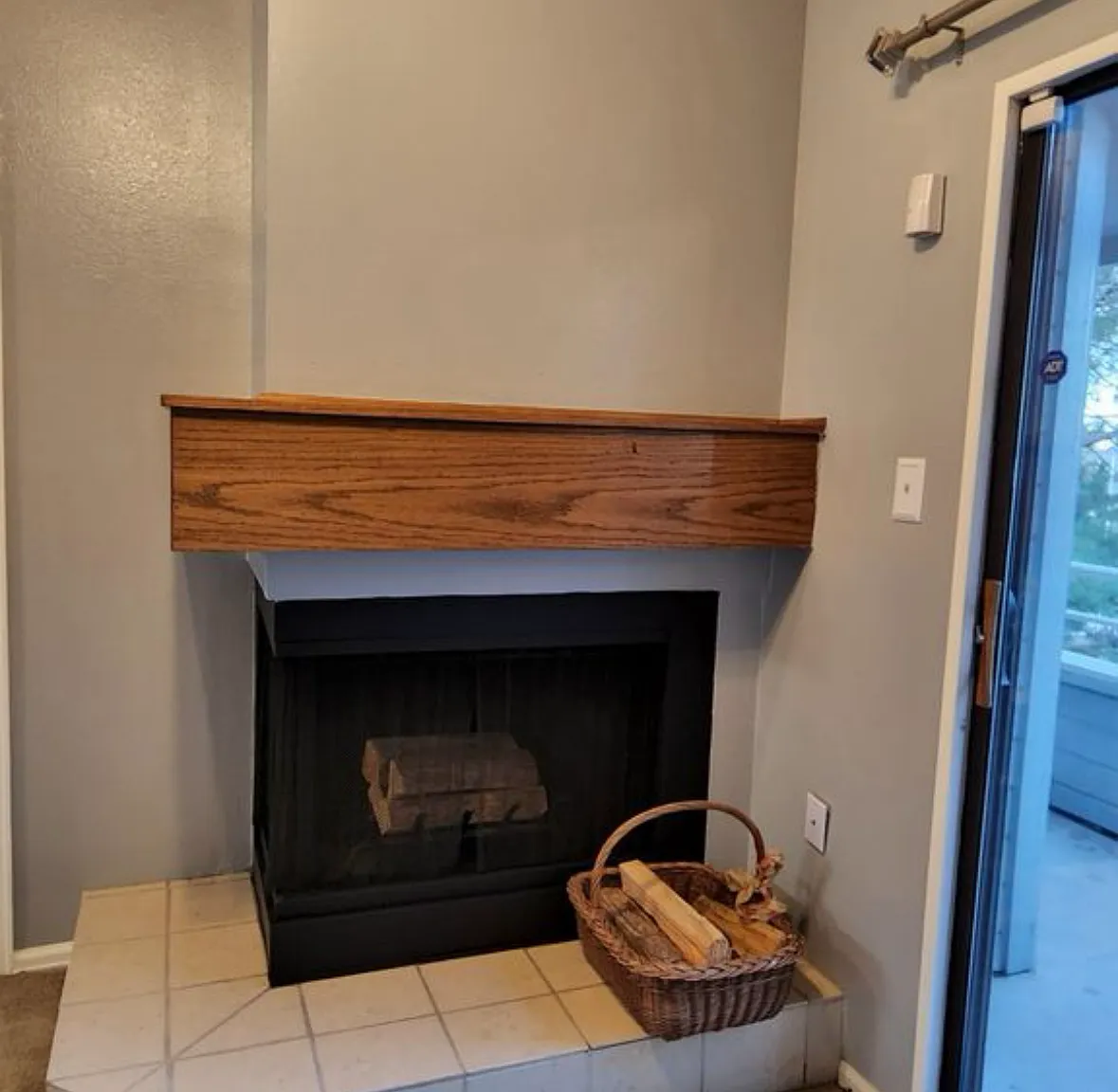 1077 Acapulco Ct — Photo 3