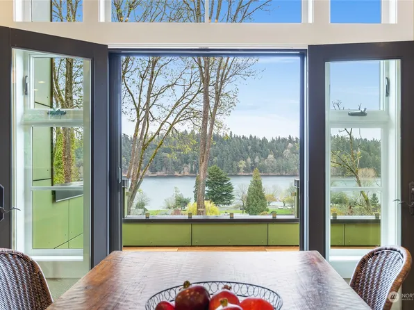 4926 54th Avenue S, Seattle, WA 98118