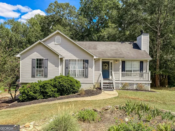 97 Spring Cir, Senoia, GA 30276