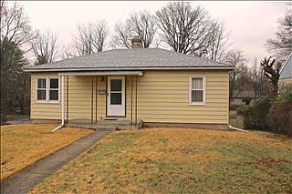 1st image of 427 E Wylie St